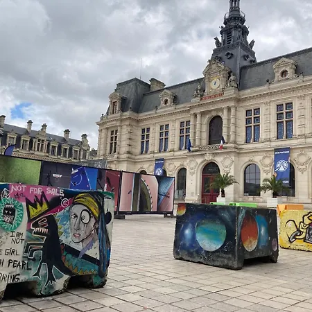 La Celeste, Et Pop Et Chic ! 3* Poitiers